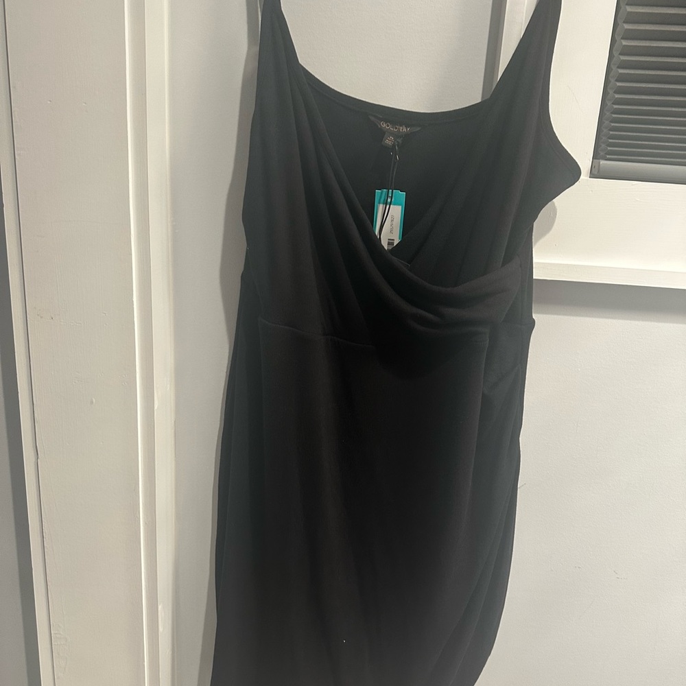 Brand new dress from Stitch Fix. So flattering.